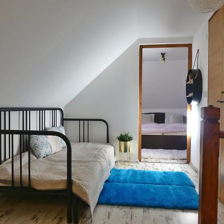 Csuecsoek Vendeghaz Appartement Eger Buitenkant foto