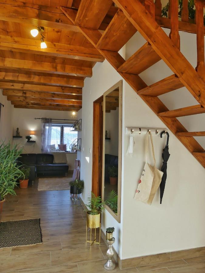 Csuecsoek Vendeghaz Appartement Eger Buitenkant foto