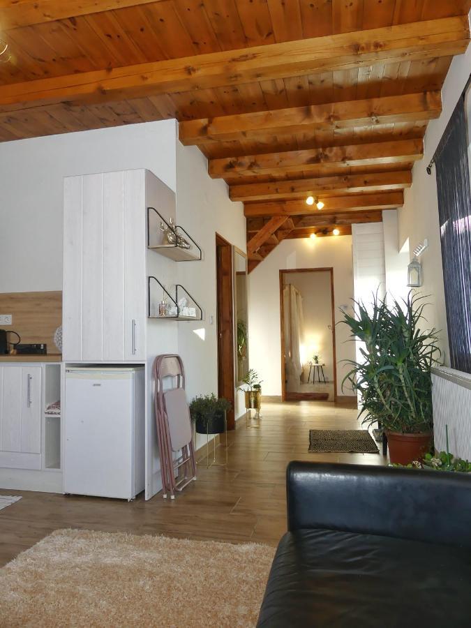 Csuecsoek Vendeghaz Appartement Eger Buitenkant foto